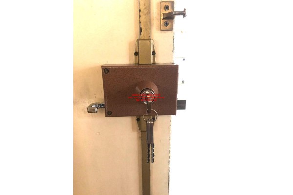 bricard horizontale a tirage cuirasse
